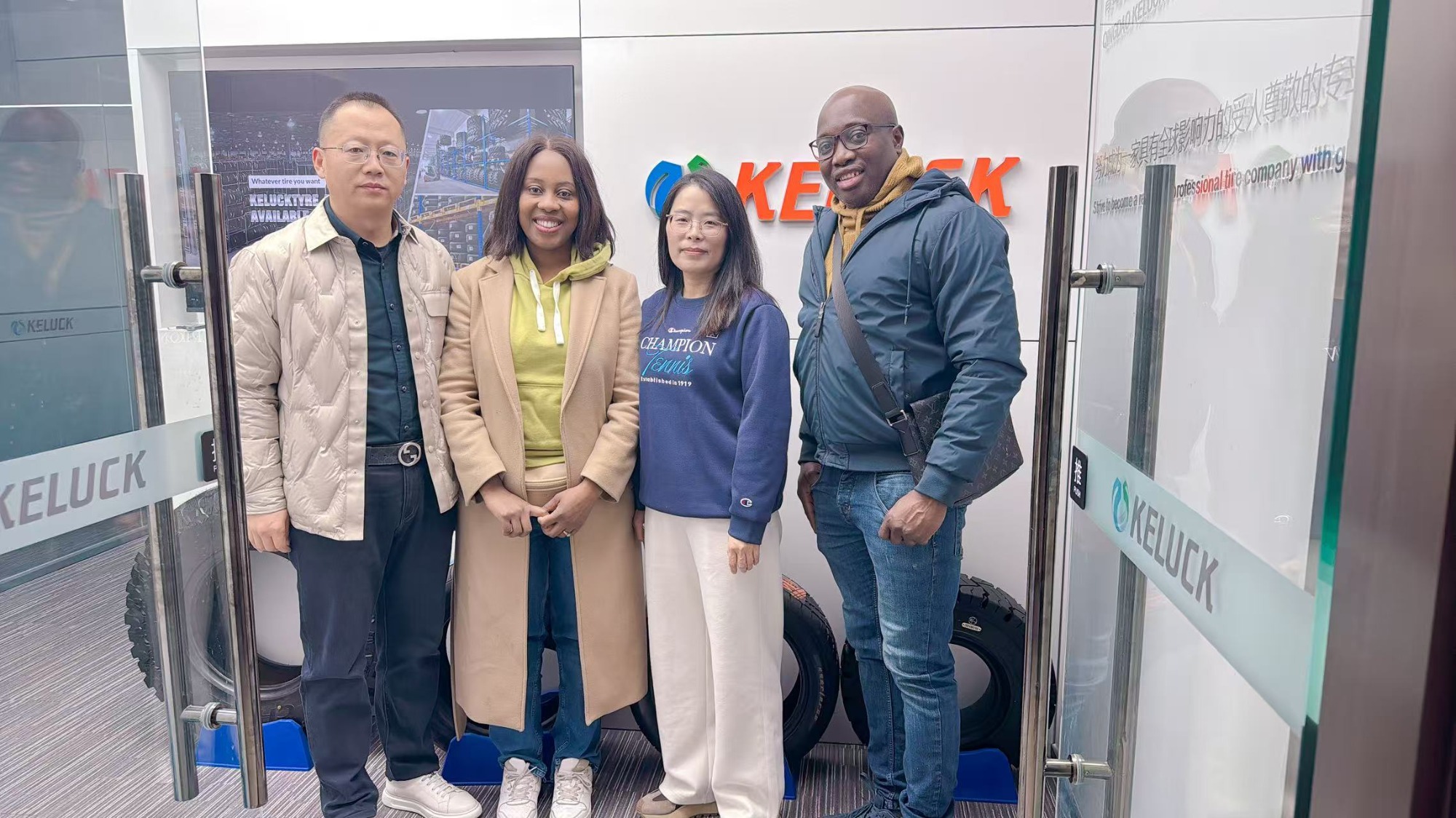 Zimbabwean Client Visits KELUCK TYRE, Forges New Partnership